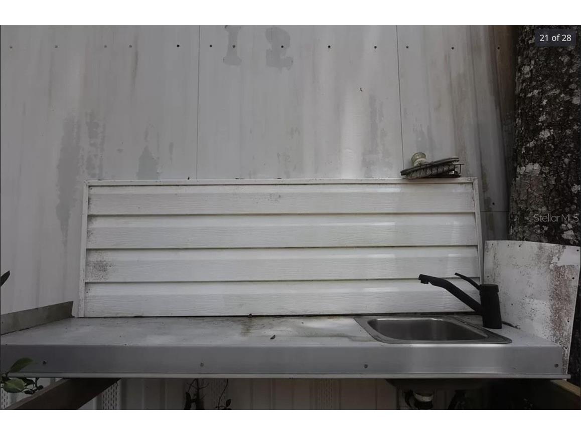 164 N Duck Avenue Wewahitchka FL 32465 O6230615 image2