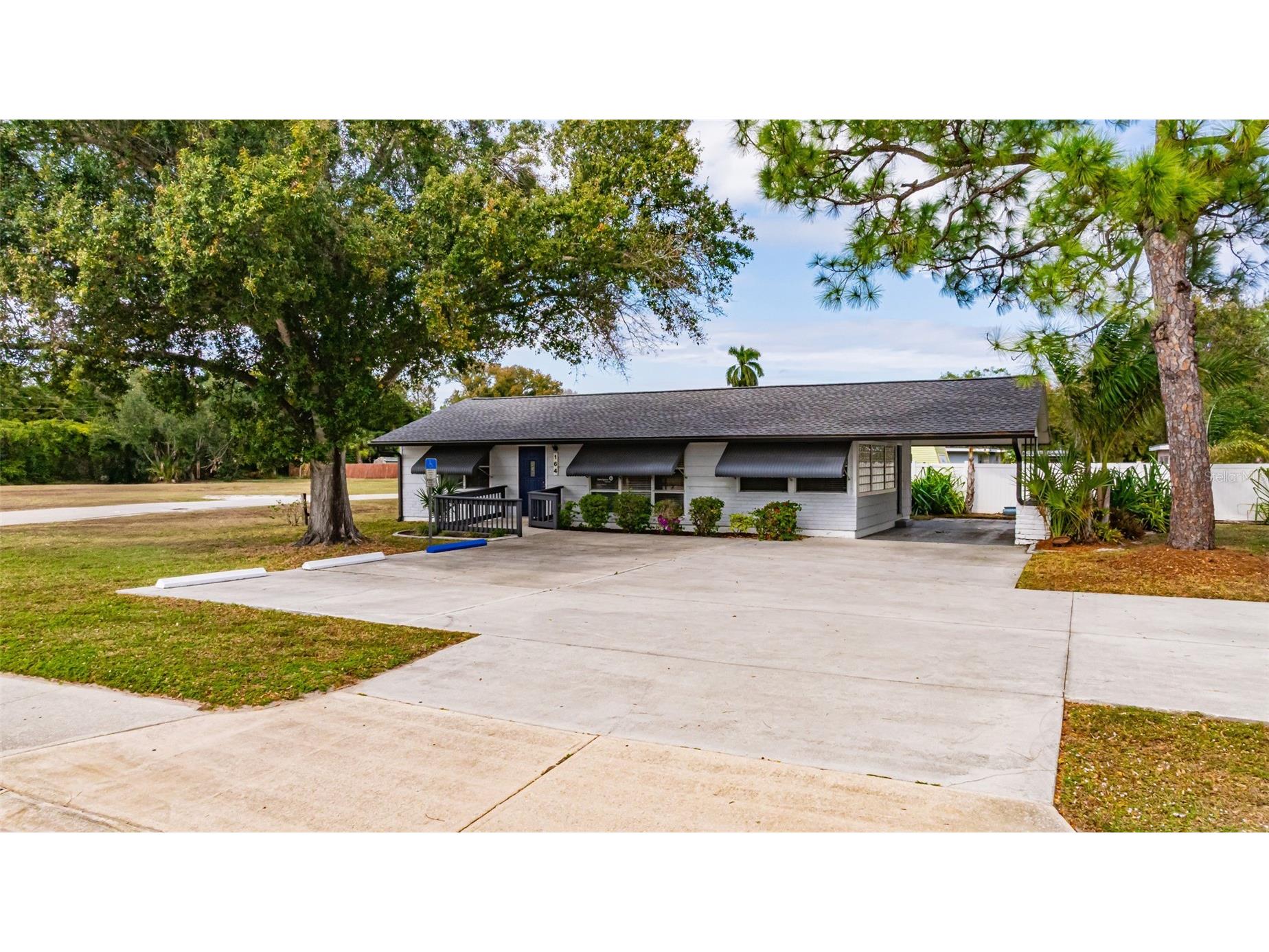 164 Pondella Road North Fort Myers FL 33903 C7521209 image3