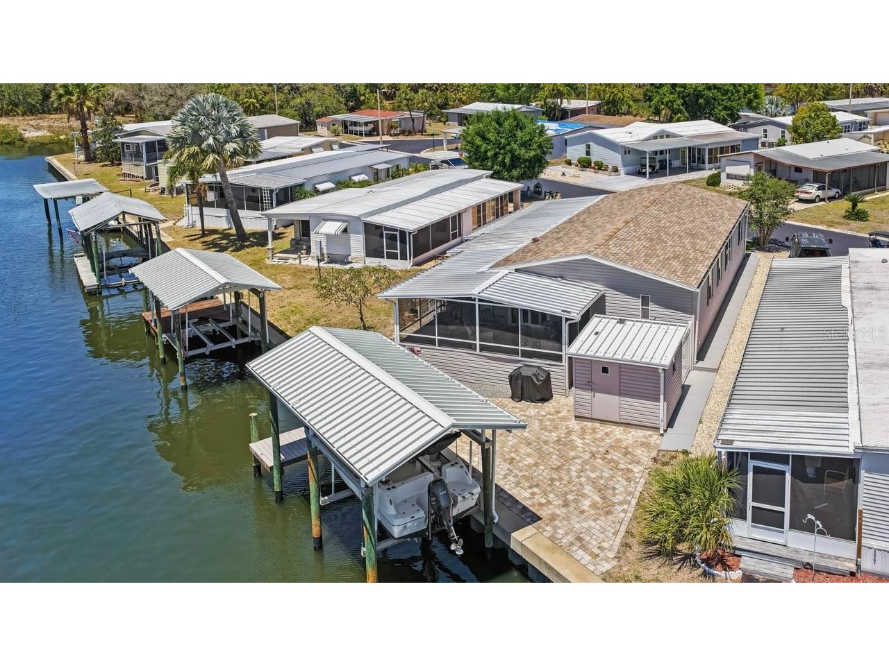 164 S Saint Thomas Circle Apollo Beach FL 33572 TB8502543 image1