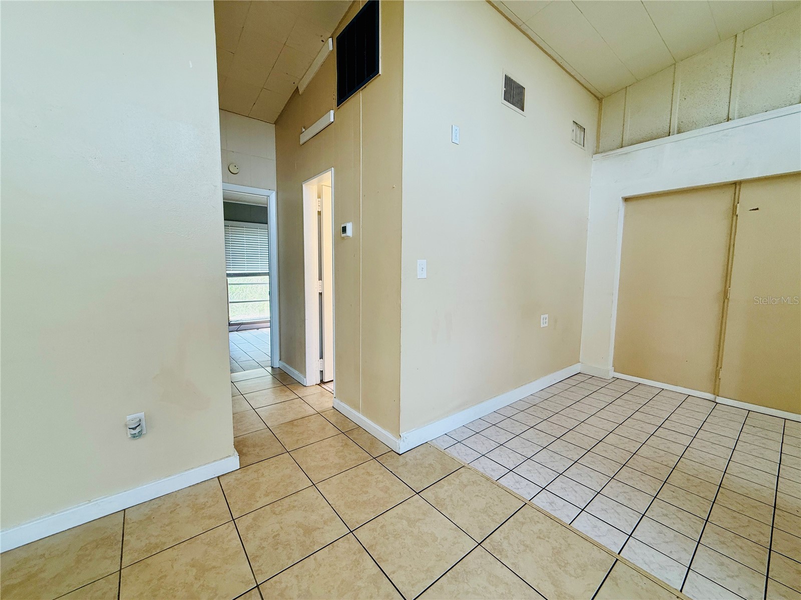 164 Tradewinds Drive NW Port Charlotte FL 33952 A4687990 image5