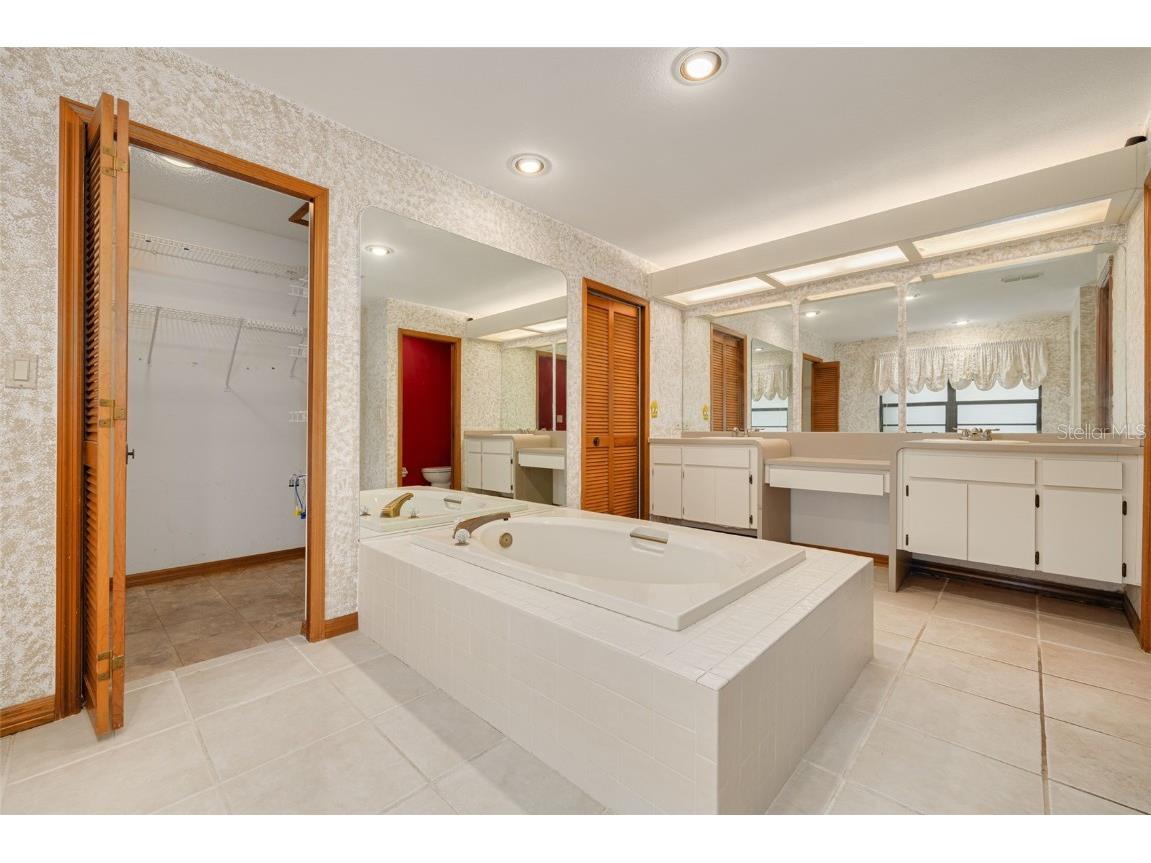 1640 Country Lane Dunedin FL 34698 TB8427741 image22