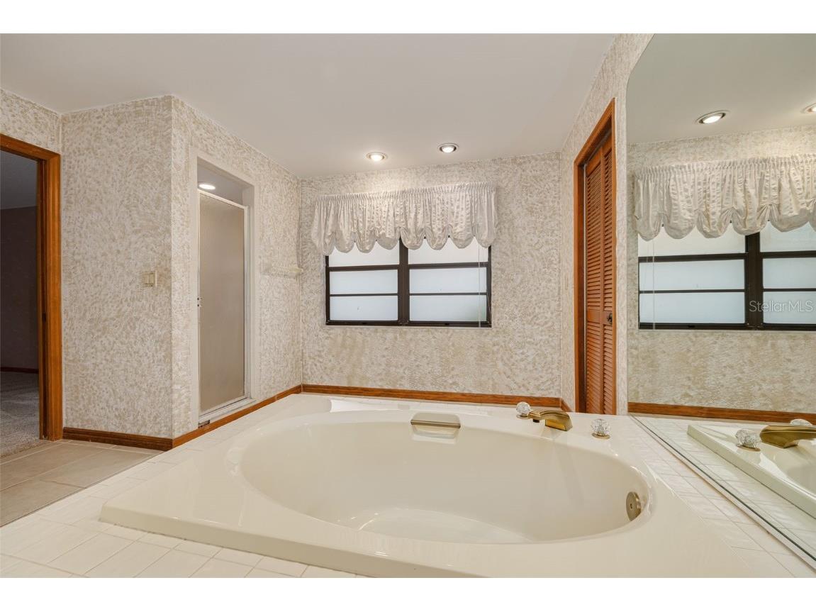 1640 Country Lane Dunedin FL 34698 TB8427741 image23