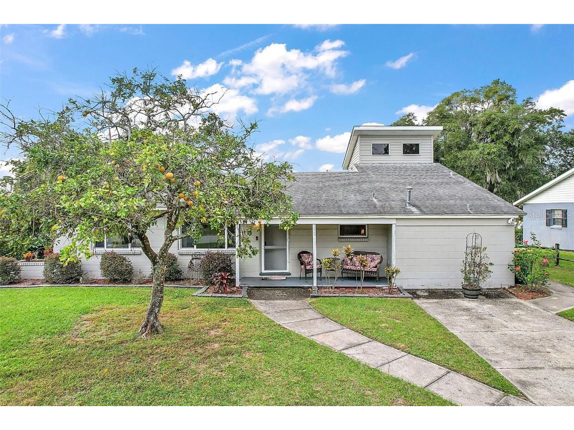 1640 Hamilton Street Eustis FL 32726 - EAST AND WEST CROOKED LAKE O6160377 image1