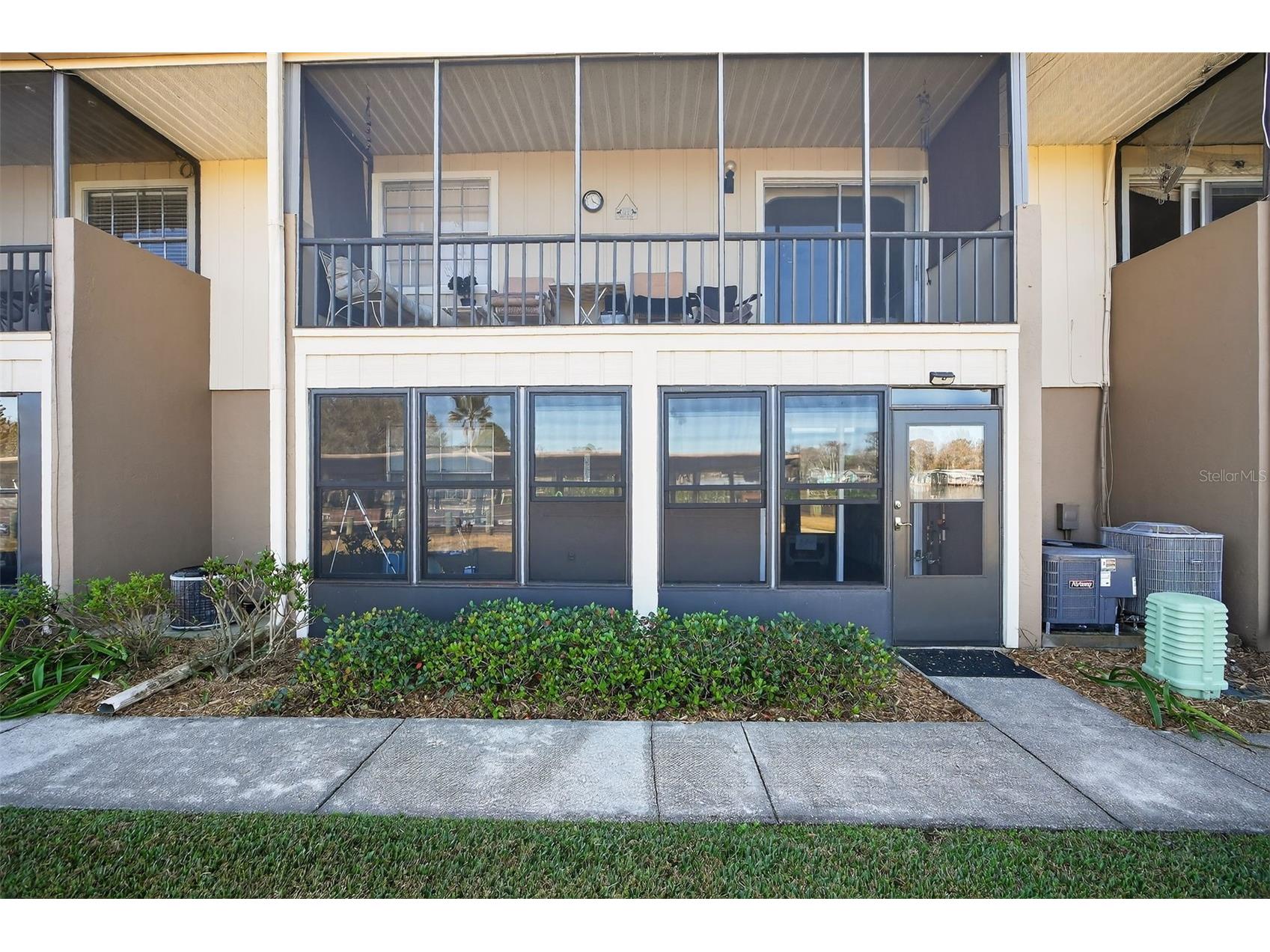 1640 Juno Trail #102A Astor FL 32102 - ST. JOHN'S RIVER V4946984 image8