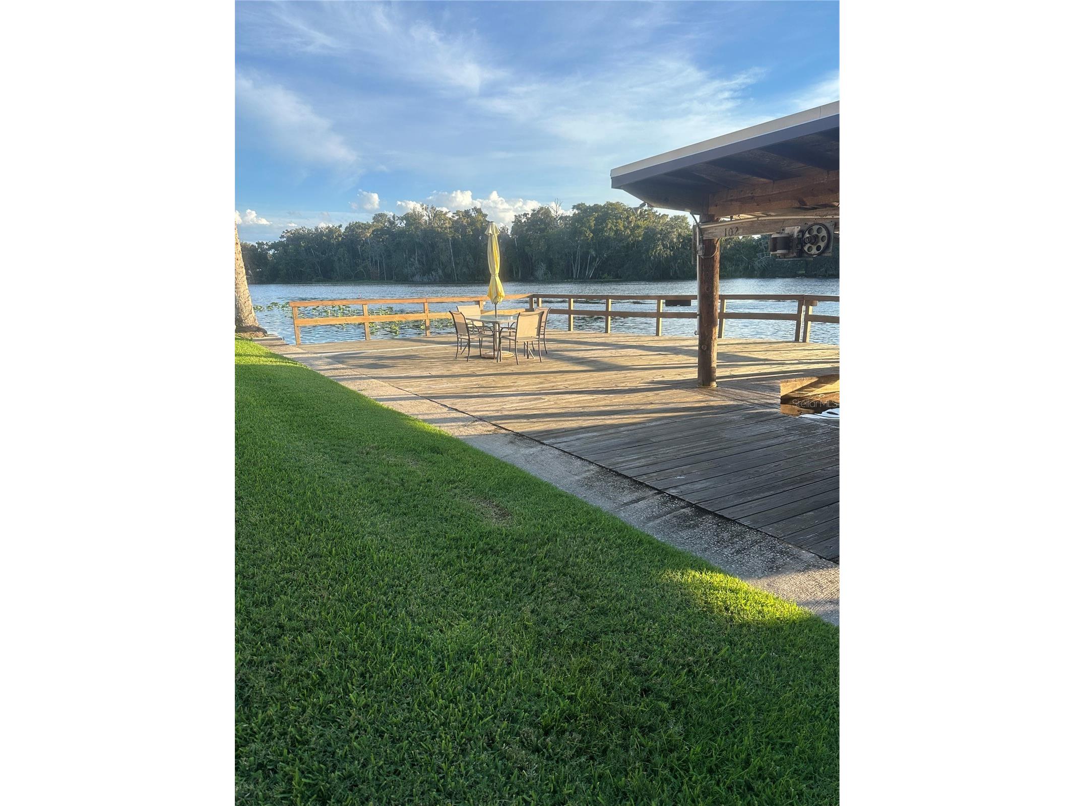1640 Juno Trail #103F Astor FL 32102 V4946937 image12