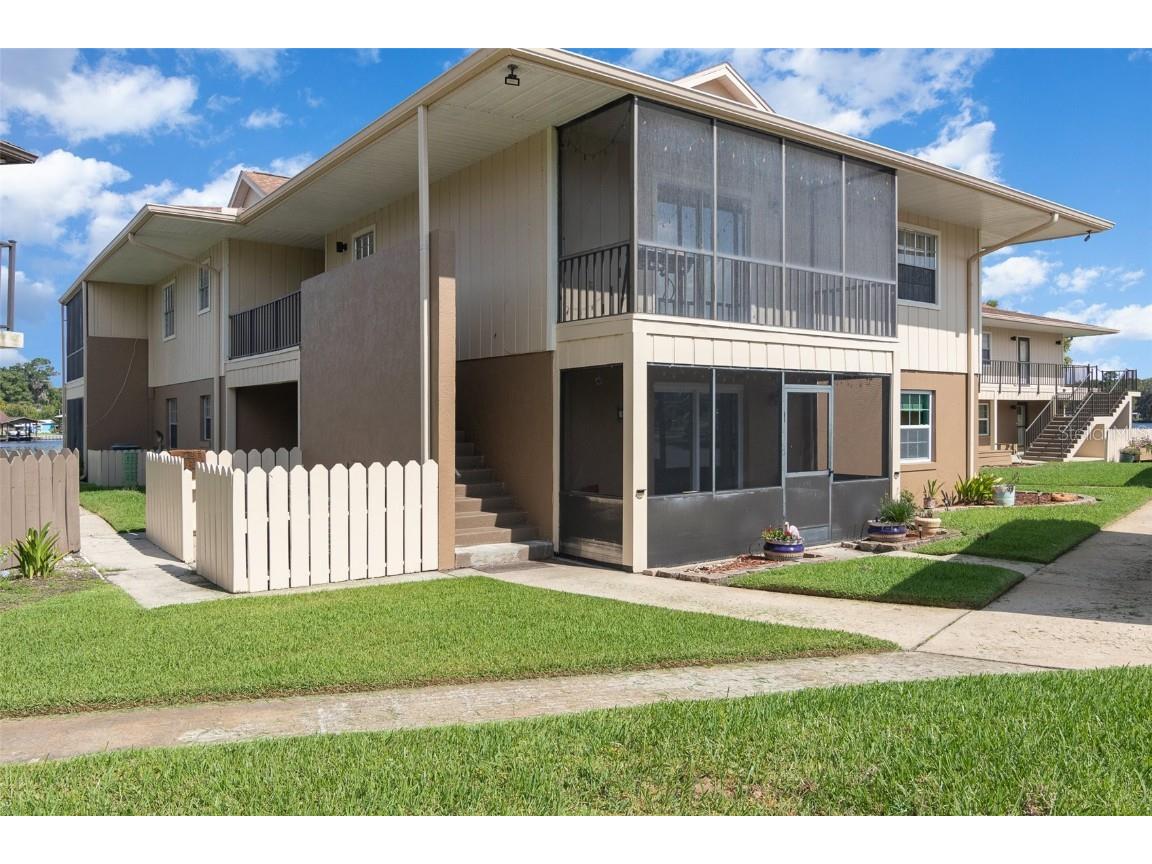 1640 Juno Trail #105B Astor FL 32102 O6130851 image1