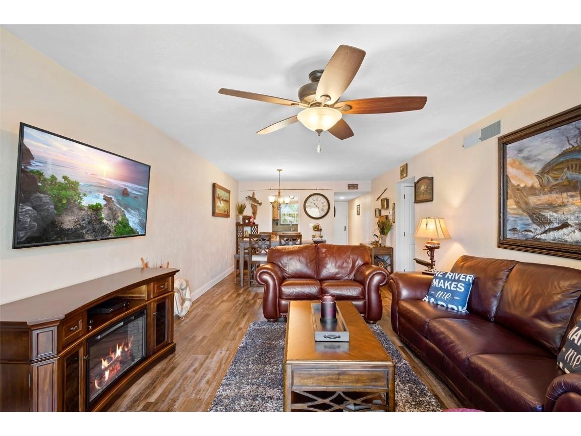 1640 Juno Trail #202D Astor FL 32102 - ST JOHN'S RIVER V4945002 image20