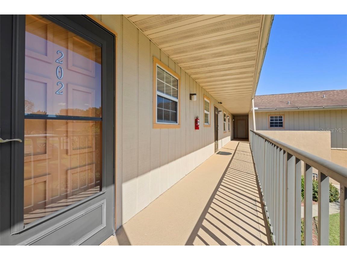 1640 Juno Trail #202D Astor FL 32102 - ST JOHN'S RIVER V4945002 image4