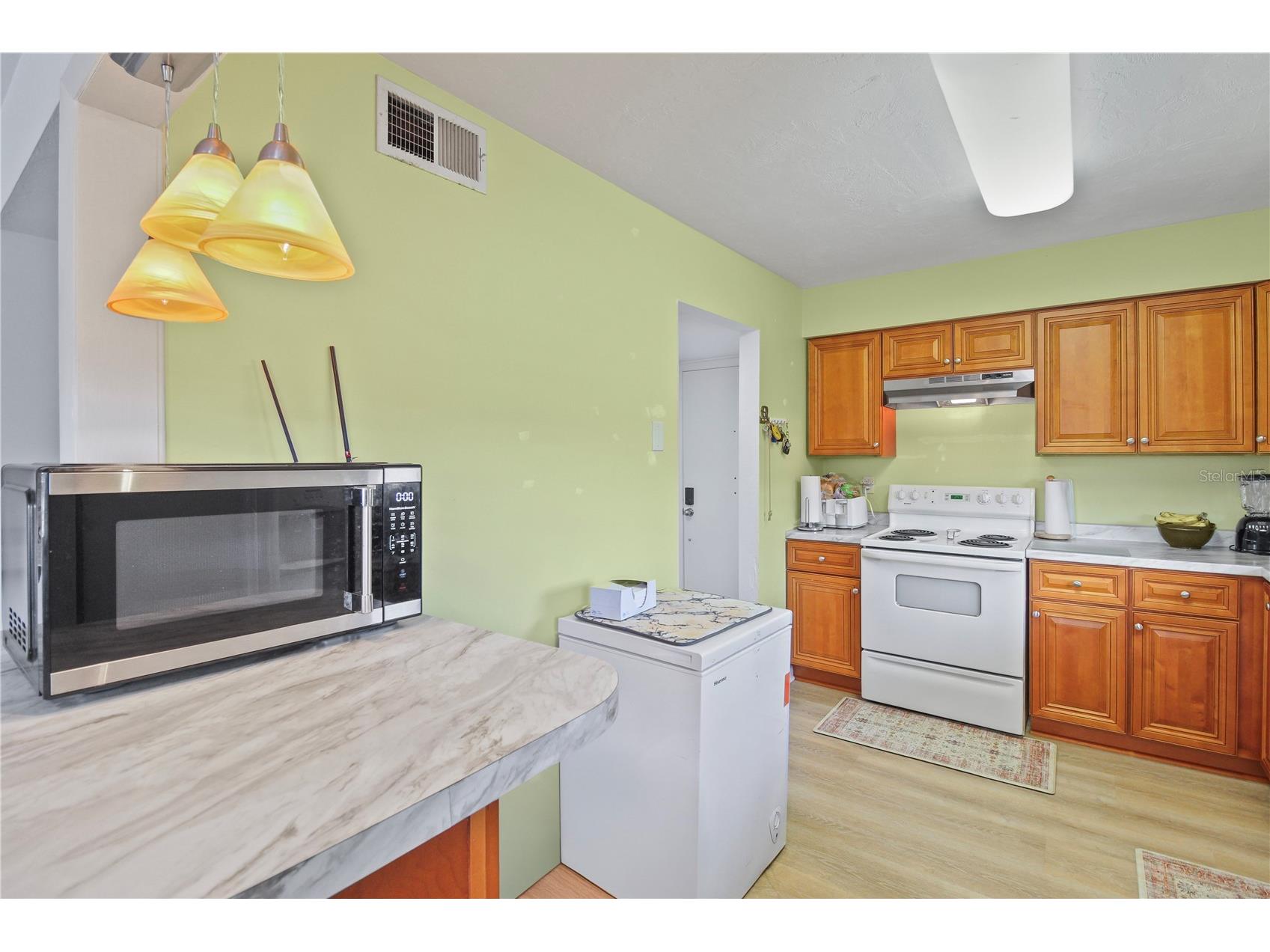 1640 Juno Trail #204C Astor FL 32102 O6376942 image11
