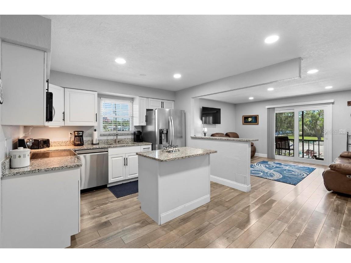 1640 Juno Trail #205A Astor FL 32102 - St. Johns V4939562 image3