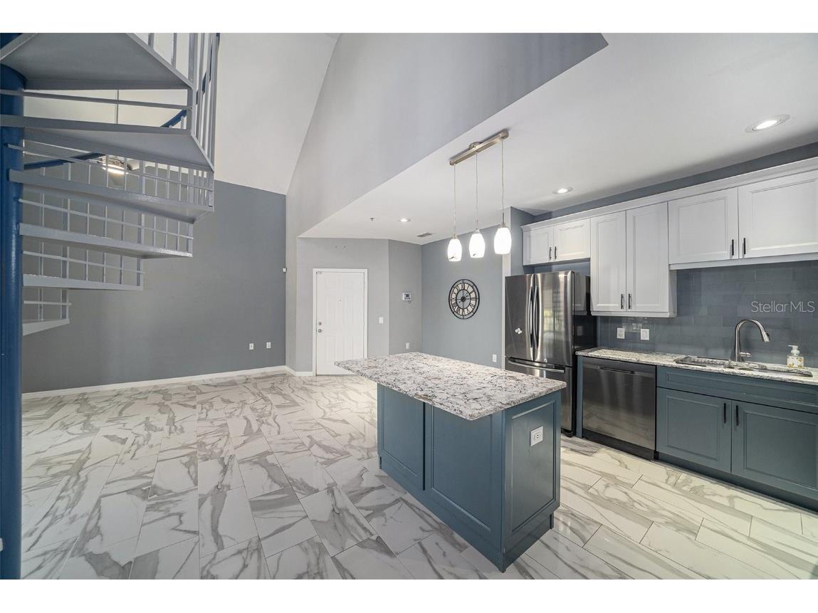 1640 Villa Capri Circle #301 Odessa FL 33556 TB8444645 image5