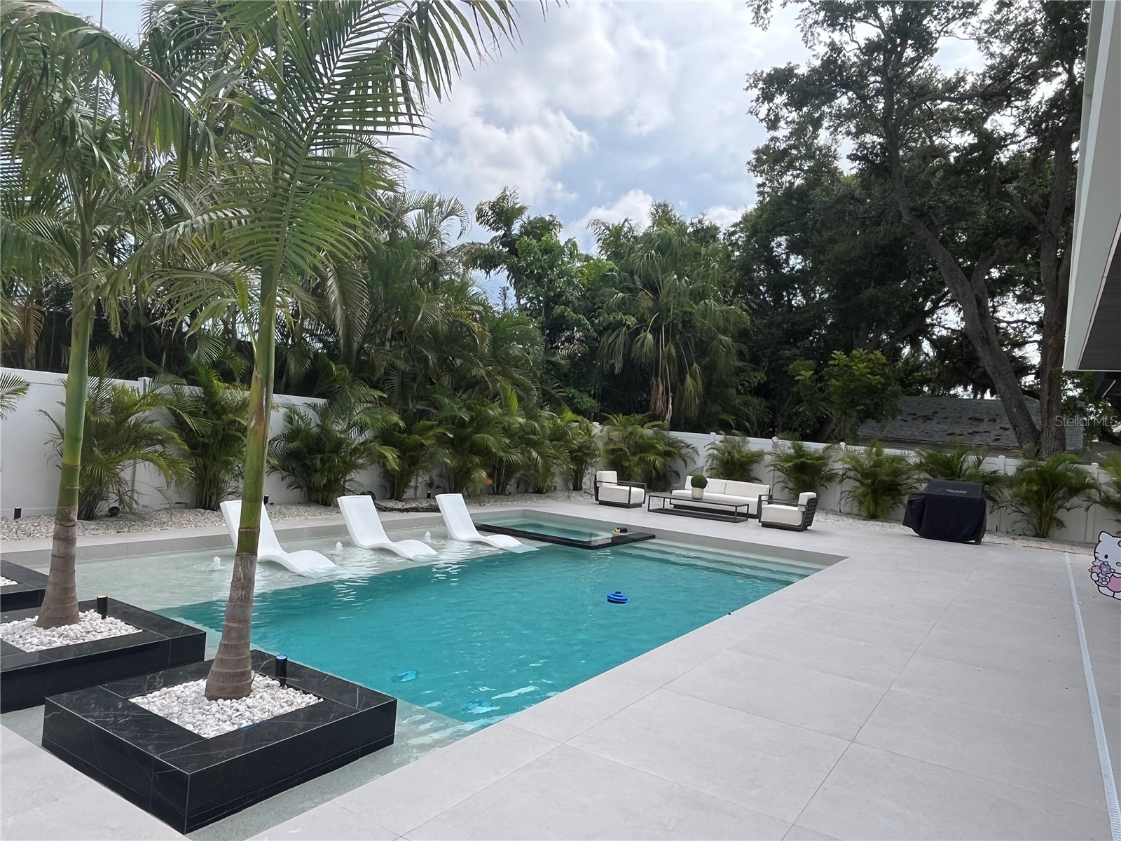 1640 Waldemere Street Sarasota FL 34239 A4685215 image3