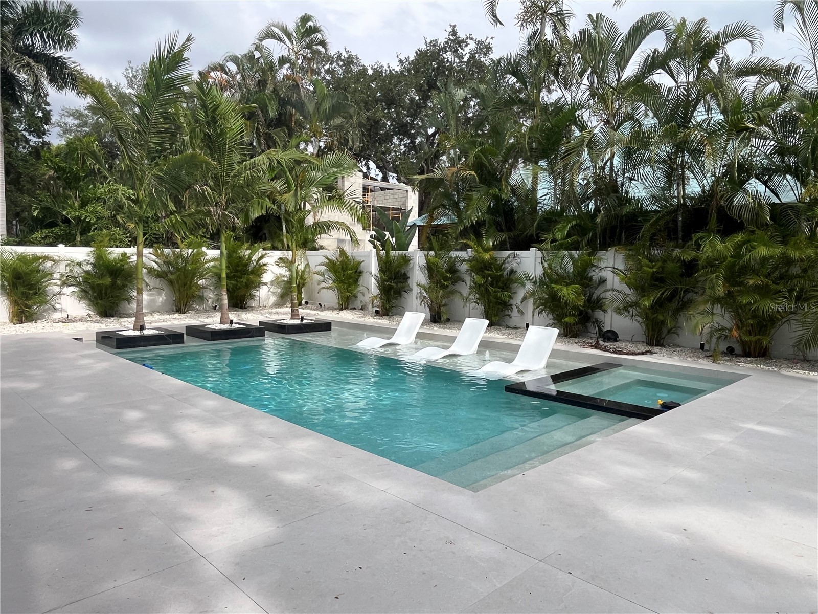 1640 Waldemere Street Sarasota FL 34239 A4685215 image4