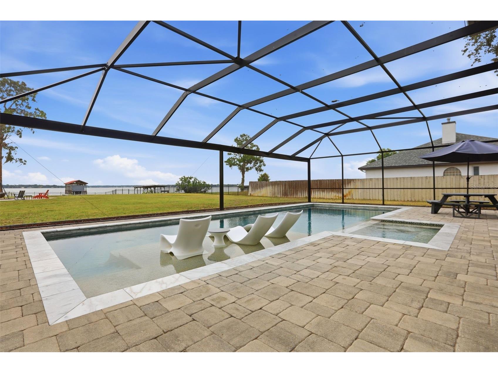 16401 E Shirley Shores Road Tavares FL 32778 - LAKE DORA A4693691 image1