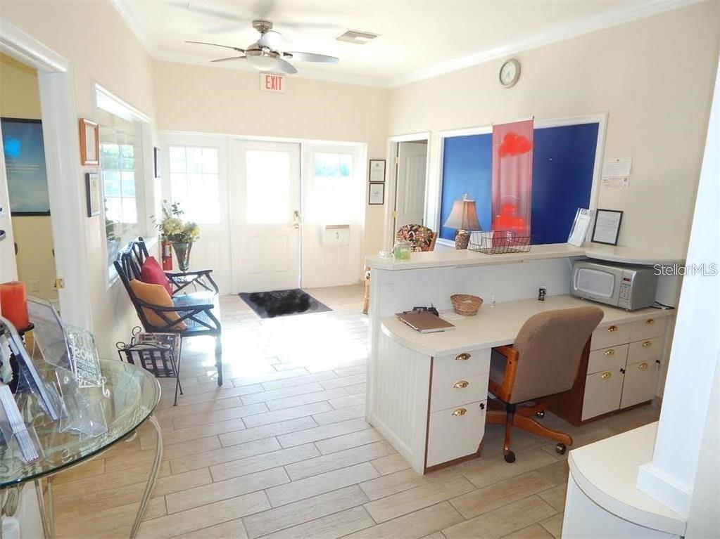 16401 Gulf Boulevard Redington Beach FL 33708 TB8347351 image10