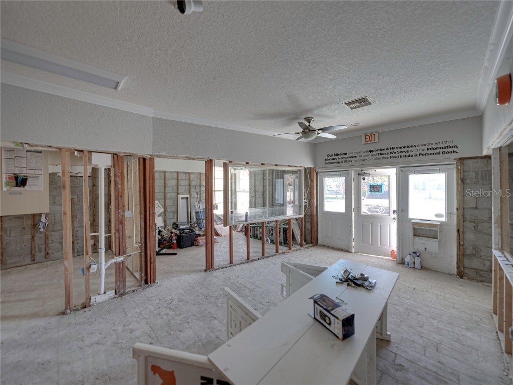 16401 Gulf Boulevard Redington Beach FL 33708 TB8347351 image28