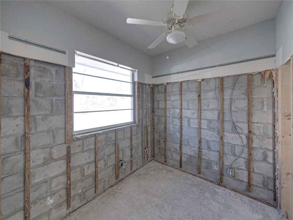 16401 Gulf Boulevard Redington Beach FL 33708 TB8347351 image35