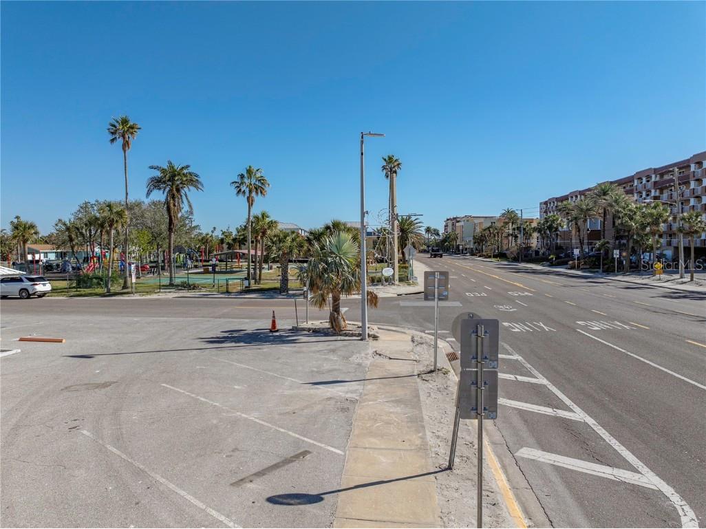 16401 Gulf Boulevard Redington Beach FL 33708 TB8347351 image43