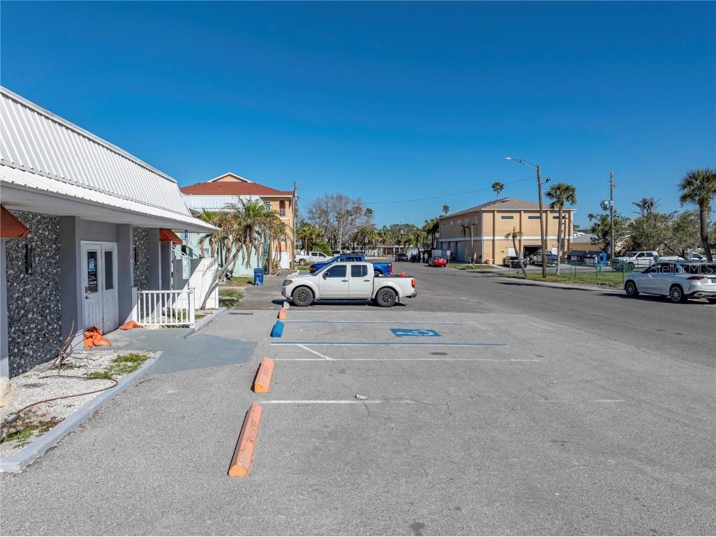 16401 Gulf Boulevard Redington Beach FL 33708 TB8347351 image46