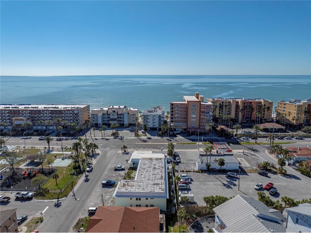 16401 Gulf Boulevard Redington Beach FL 33708 TB8347351 image51