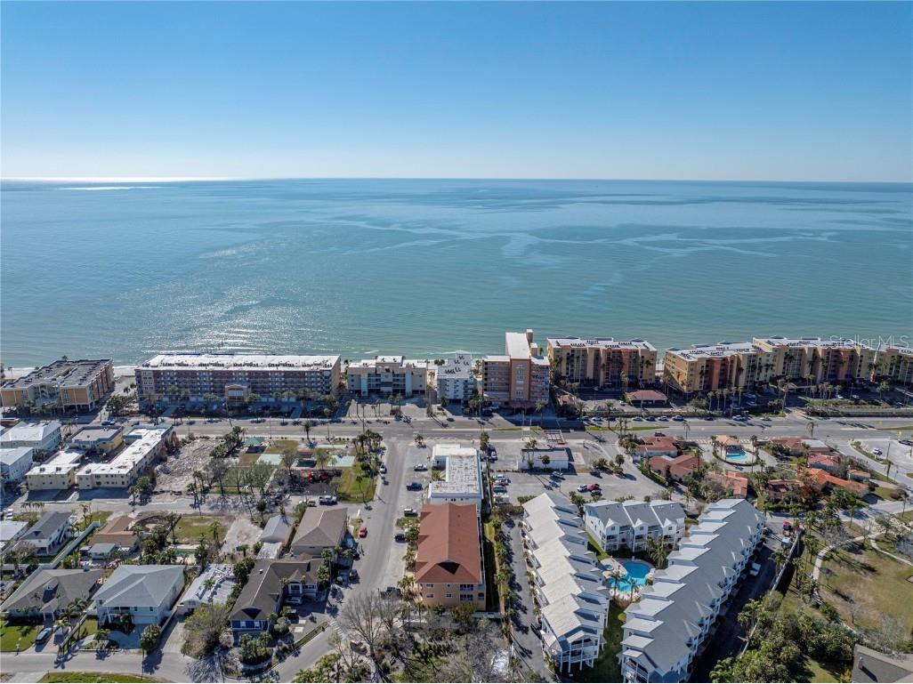 16401 Gulf Boulevard Redington Beach FL 33708 TB8347351 image59