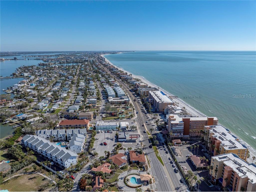 16401 Gulf Boulevard Redington Beach FL 33708 TB8347351 image61