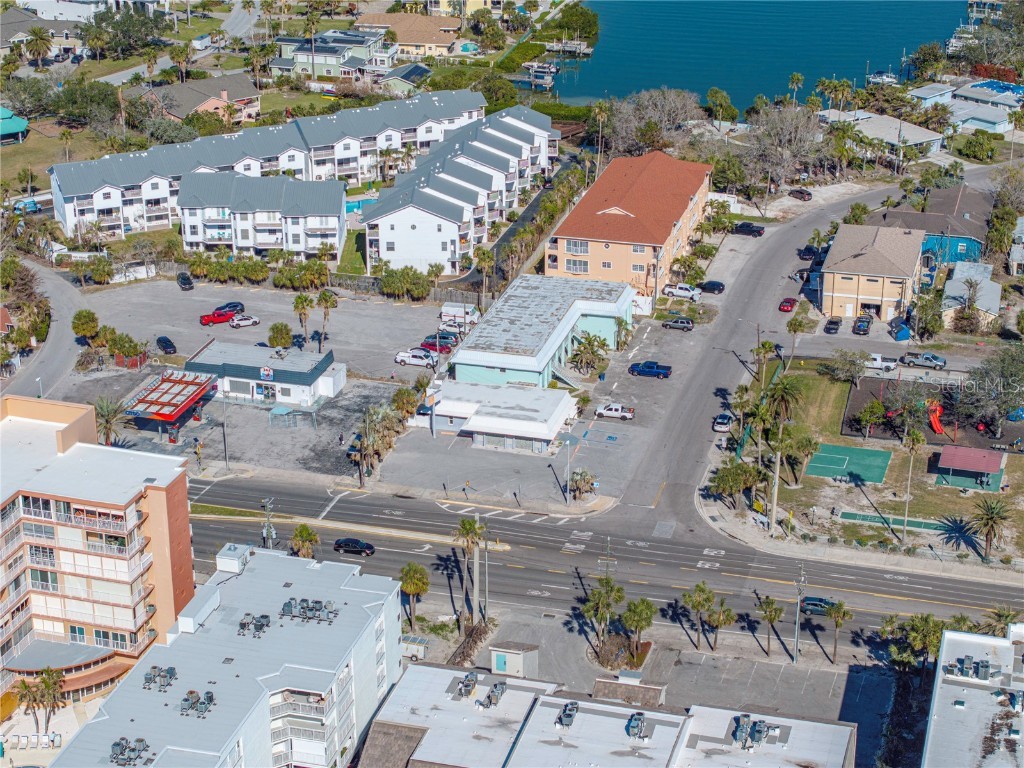 16401 Gulf Boulevard Redington Beach FL 33708 TB8347351 image65