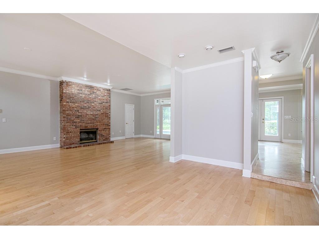 16405 Avila Boulevard Tampa FL 33613 TB8454692 image11