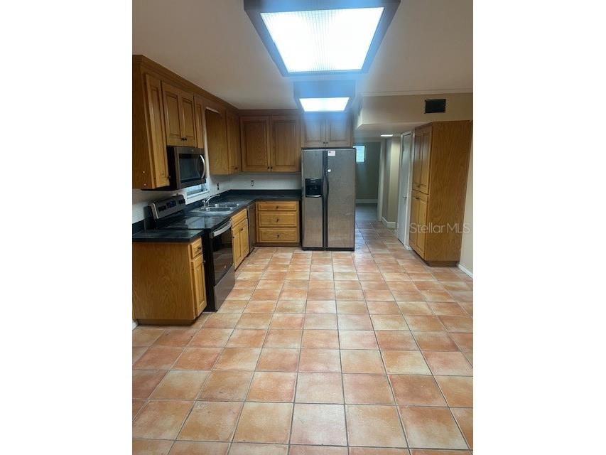 16406 Lake Byrd Drive Tampa FL 33618 TB8483947 image5
