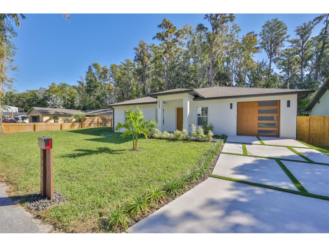 16407 Lake Byrd Drive Tampa FL 33618 TB8445769 image2