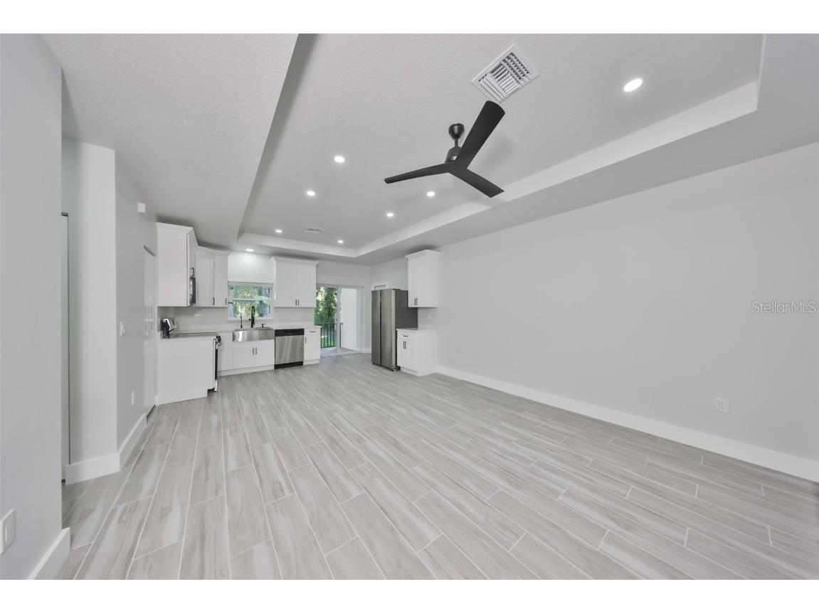 16407 Lake Byrd Drive Tampa FL 33618 TB8445769 image29