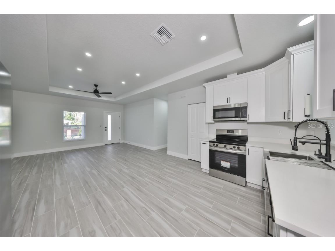 16407 Lake Byrd Drive Tampa FL 33618 TB8445769 image33