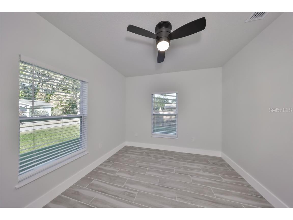 16407 Lake Byrd Drive Tampa FL 33618 TB8445769 image41