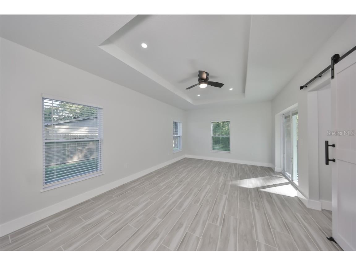 16407 Lake Byrd Drive Tampa FL 33618 TB8445769 image44