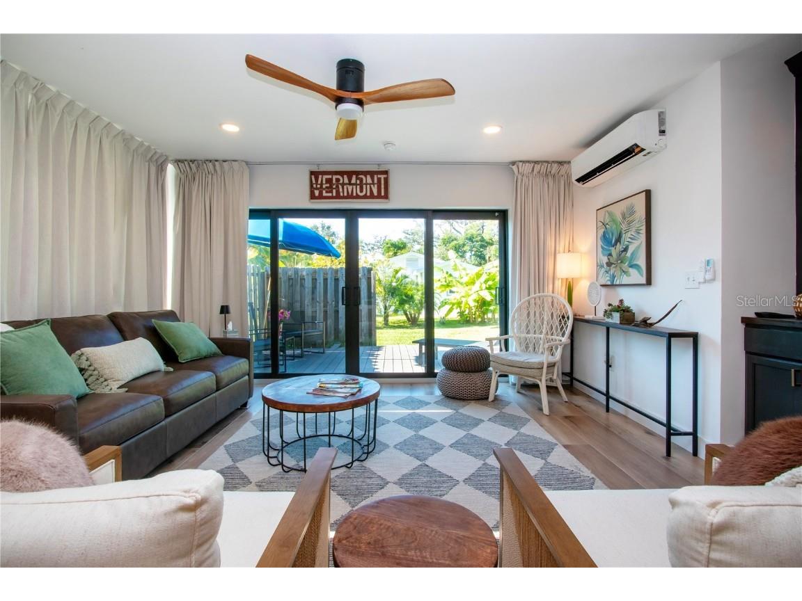 1641 Memory Lane Sarasota FL 34231 A4671198 image12