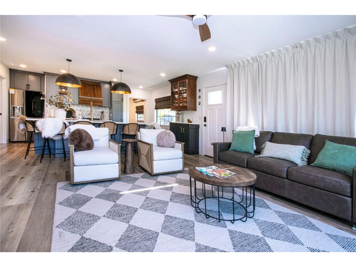 1641 Memory Lane Sarasota FL 34231 A4671198 image18