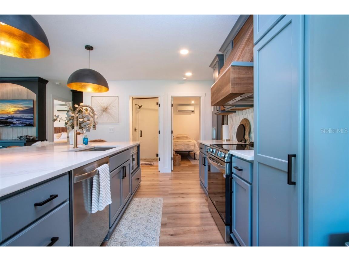 1641 Memory Lane Sarasota FL 34231 A4671198 image29