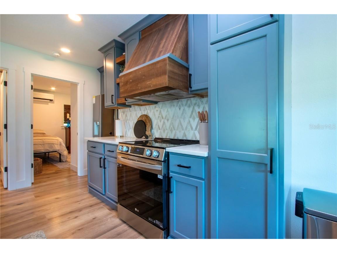 1641 Memory Lane Sarasota FL 34231 A4671198 image30