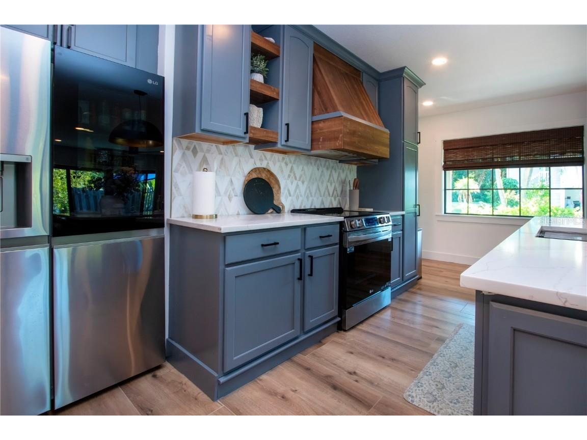 1641 Memory Lane Sarasota FL 34231 A4671198 image34