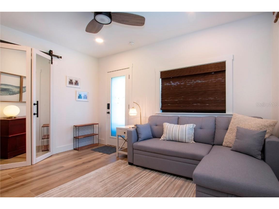 1641 Memory Lane Sarasota FL 34231 A4671198 image35