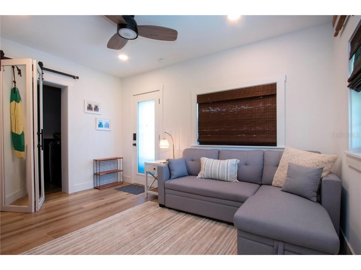 1641 Memory Lane Sarasota FL 34231 A4671198 image36