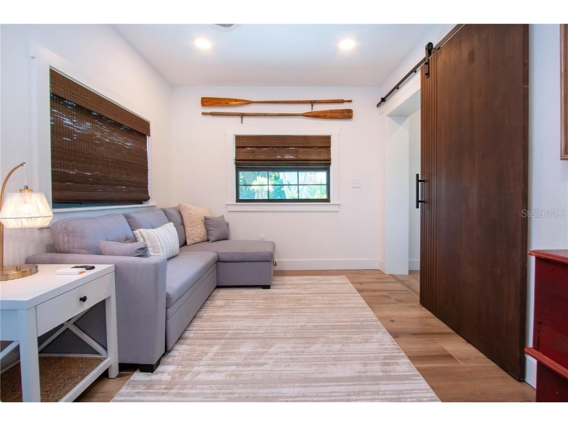 1641 Memory Lane Sarasota FL 34231 A4671198 image40