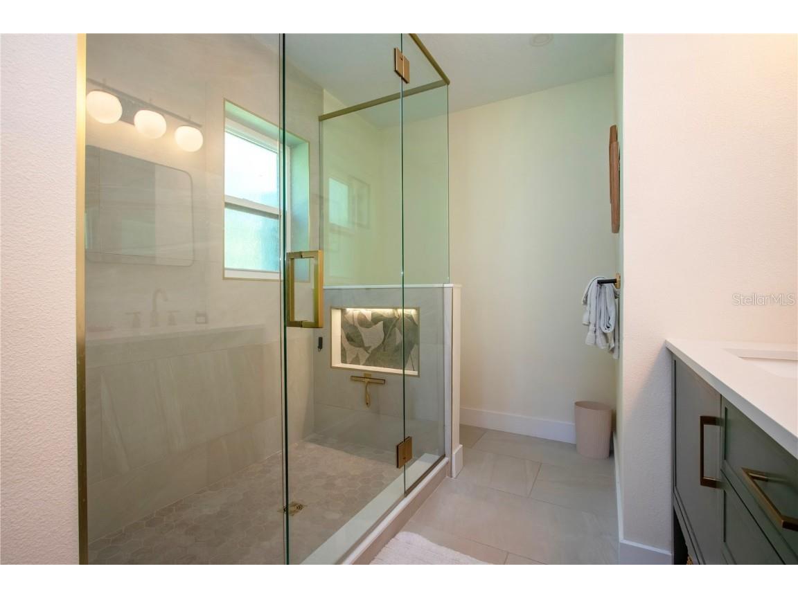 1641 Memory Lane Sarasota FL 34231 A4671198 image49