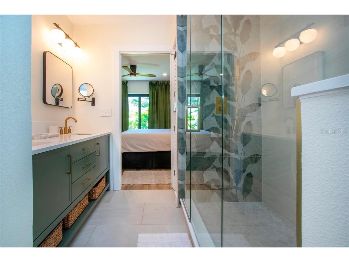 1641 Memory Lane Sarasota FL 34231 A4671198 image52