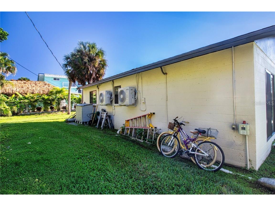 1641 Memory Lane Sarasota FL 34231 A4671198 image60