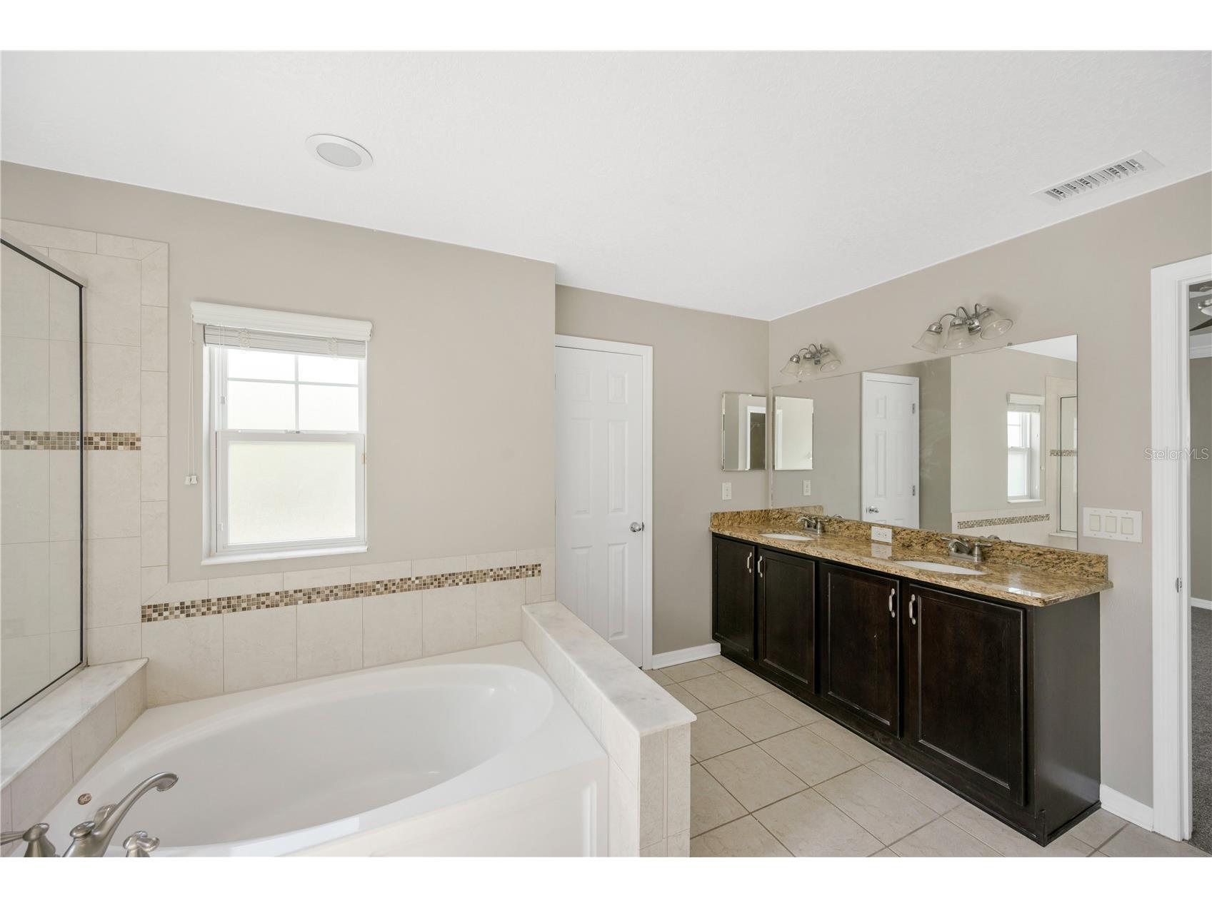 16414 Egret Crossing Lane Lithia FL 33547 TB8508948 image33