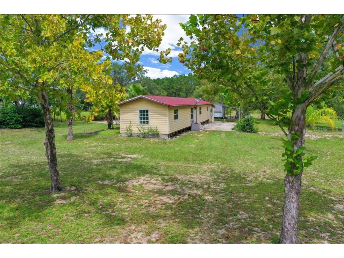 16415 SE 170th Avenue Weirsdale FL 32195 OM710825 image1