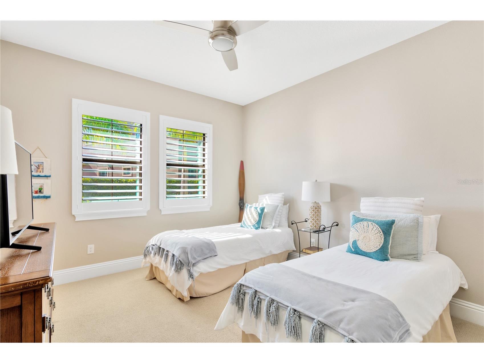 16419 Chapman Crossing Drive Lithia FL 33547 TB8495152 image17