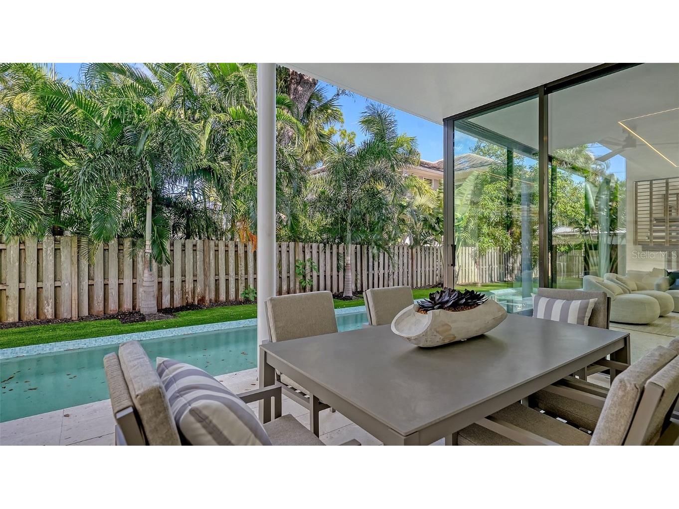 1642 Bahia Vista Street Sarasota FL 34239 A4667508 image32