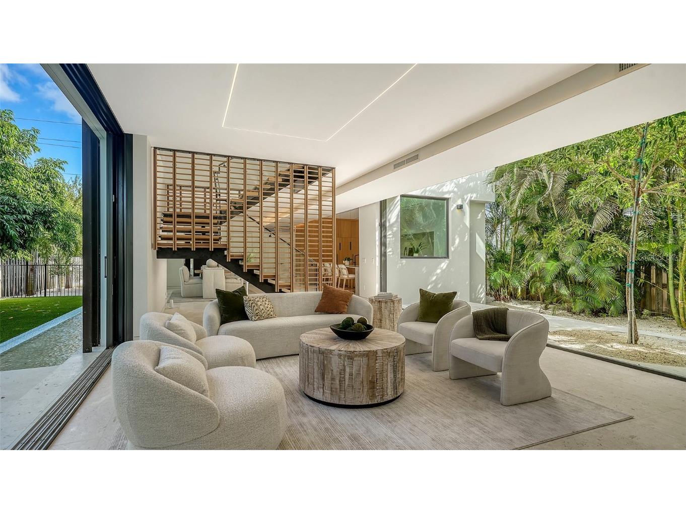 1642 Bahia Vista Street Sarasota FL 34239 A4667508 image48